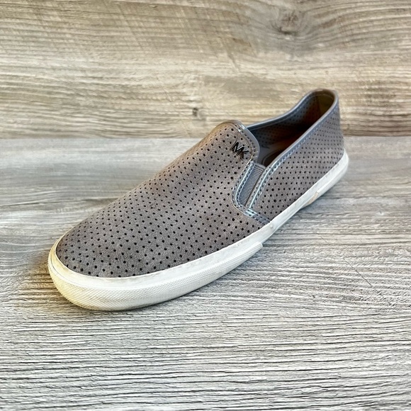 Michael Kors Brett perforated pearl grey suede leather slip on sneakers size 7 - Picture 1 of 15